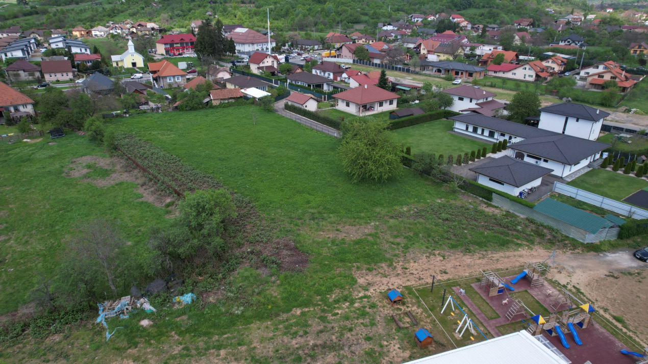 Teren intravilan Tăuții Măgherăuș între 7-34 ari