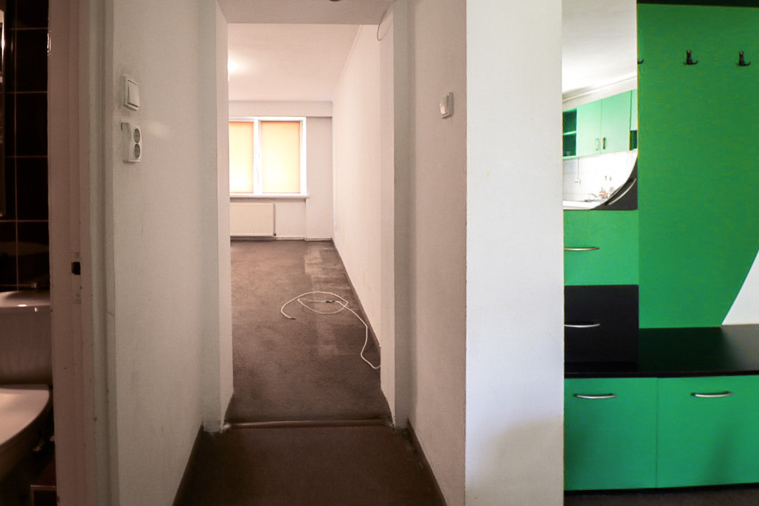 Apartament 3 camere decomandate si garaj zona Petre Dulfu