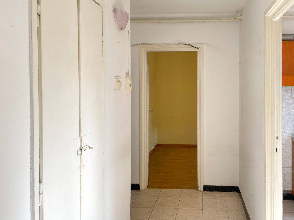 Apartamentu cu 3 camere in zona Casei de Cultura 