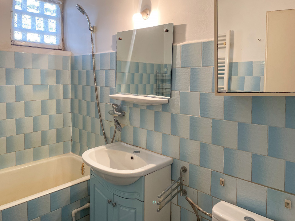 Apartamentu cu 3 camere in zona Casei de Cultura 